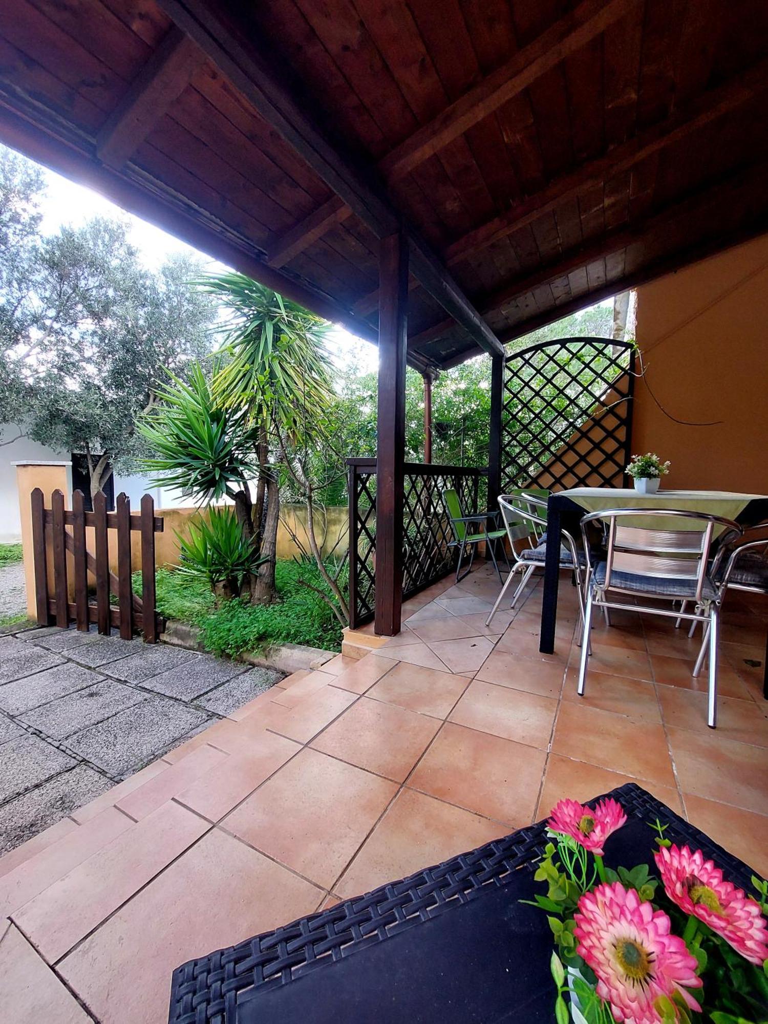 Melisenda Villa แตร์เตนิอา ภายนอก รูปภาพ